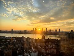 -东方豪景花园酒店·怡景旋转餐厅