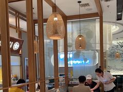 -三人行骨头王火锅(长寿店)