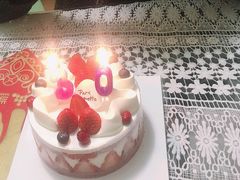 莓满红丝绒奶油芝士蛋糕-巴黎贝甜(浦东大华店)