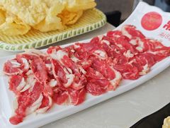 -今日潮牛(张江万科翡翠公园店)