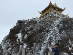 -峨嵋山金顶