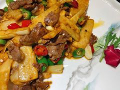 自制酸笋炒牛肉-桂客膳房·珍品堂