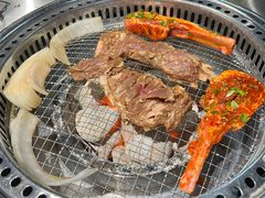 -马路牙子烧烤音乐酒馆(望京店)