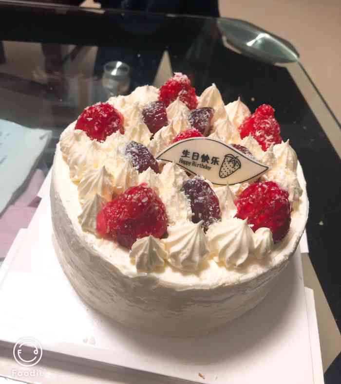 米琪生日蛋糕-"豆腐坊门口的蛋糕店开了好些年了,面包味道.