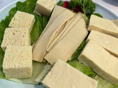 -潮汕酱记鲜牛肉火锅(欧尚店)