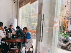 -容里煲仔饭(利丰北路店)