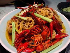 -沪小胖·小龙虾·蓝龙王(八佰伴店)