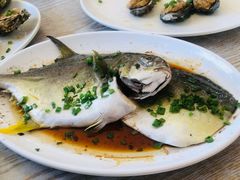 清蒸海鱼-红月湾海鲜饭店•沙滩海景(双月湾店)