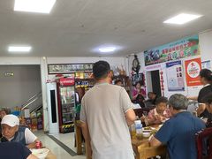 -溢心园香河肉饼总店