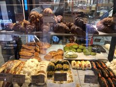 焦糖牛角酥-PAPER STONE BAKERY(天汇广场店)
