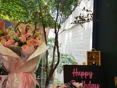 -Mark&Mars Restaurant