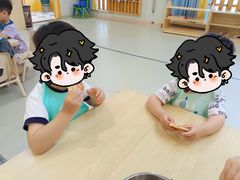 -好奇星国际托育(金地自在城校区)