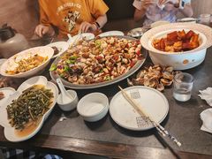 -五谷丰登农家院·地道胶东菜·海鲜烧烤(威海店)