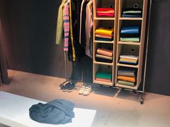 -Acne Studios(芮欧百货店)