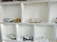 -翰皇直营洗衣洗鞋(望京鹿港店)