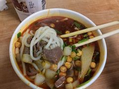 -江三王记牛杂馆(总店)