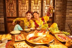 -玛奇朵婚纱摄影