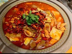 -有红鸡毛店·川菜(建设路店)