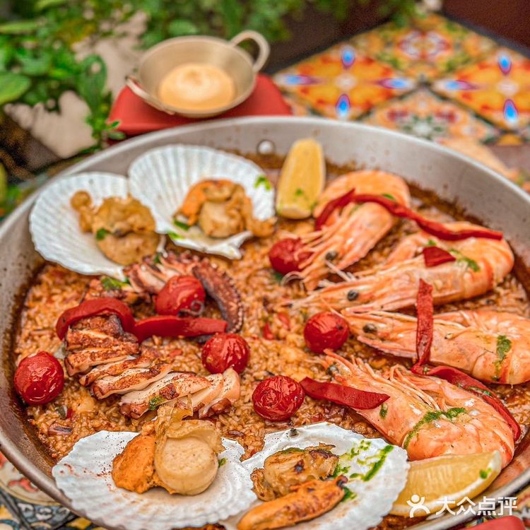 在魔都！被这口西班牙海鲜饭征服了...