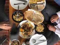 -Lake Shore Hotel & Restaurant