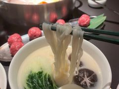 -官也街澳门火锅(新源里店)