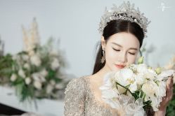 -拉瑞娜LaReine婚纱礼服高级定制