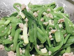 -聚鑫朋酸菜肥肠(文艺路口店)