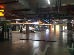 -静安大融城·停车场