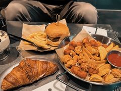 -J Create城市露营咖啡·简餐·宠物(上海动物园店)