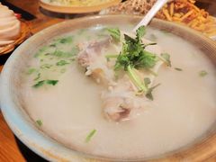 特色牛骨汤-大瓢把东北绺帮菜(华山路店)