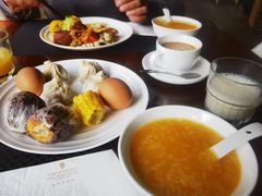 -君来湖滨饭店·玫瑰园