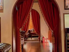 -THE OLD HOUSE酒吧