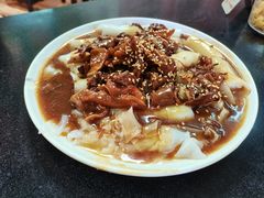 牛腩猪肠粉-村花杏荔枝湾艇仔粥