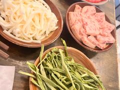 -黄潇洒老火锅(九眼桥宏济巷店)