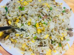 特色臊子蛋炒饭-嘉州叶婆婆钵钵鸡(建设路店)