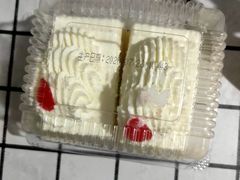 -红宝石·鲜奶小方·海派西点房(金杨店)