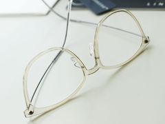 -目艮眼镜SHOWROOM(品牌集合店)