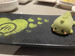 -海底捞火锅(新松江路生日主题店)
