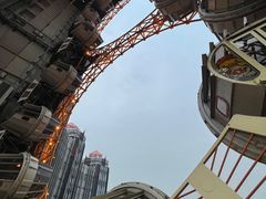 -影汇之星8字形摩天轮