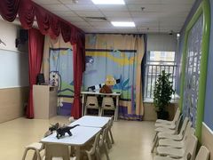 -瑞思少儿中心·少儿英语素养启蒙(勒泰直营校区)