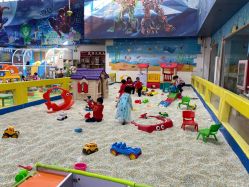 -爱丽丝奇幻乐园