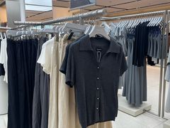 -URBAN REVIVO(七宝领展广场店)