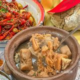 在武汉最复古怀旧的餐厅我竟然吃到了小龙虾饺子 