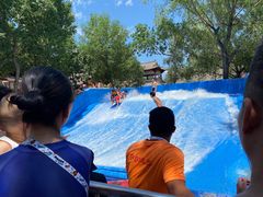 -欢乐水魔方水世界