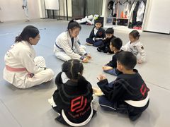 -EFL巴西柔术·综合格斗·泰拳·少儿体能训练(虹桥德必馆)