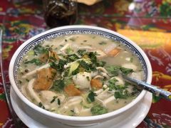 -闯关东东北农家菜(崂山石老人店)
