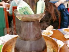 -楼外楼大刀肉传统火锅居(博学路店)