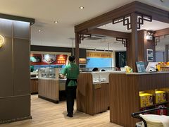 -山顶沙河粉-粤菜馆(凯旋店)