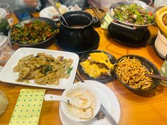 -莲餐厅·湖北菜·潜江小龙虾店(愚园路店)
