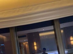 -重庆解放碑威斯汀酒店